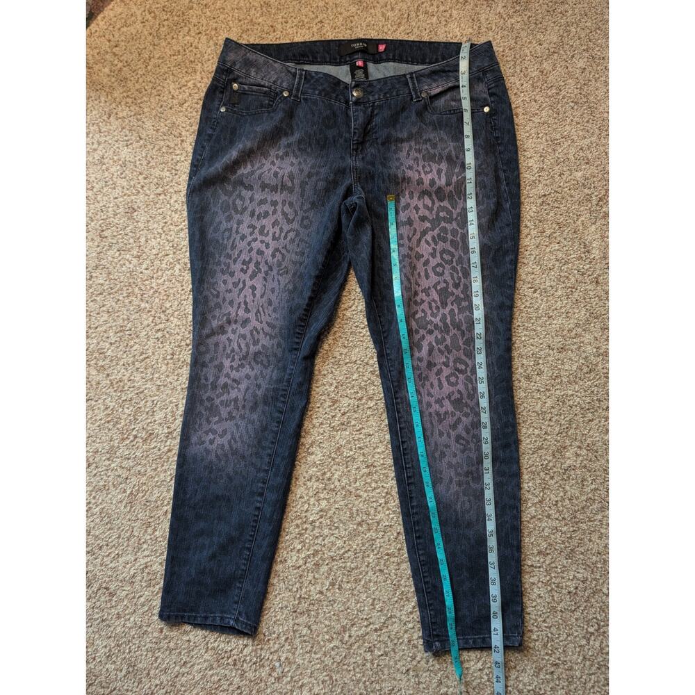 Torrid Denim Women's 18 Dark Wash Gray Leopard Print Skinny Jeans Stretch - Picture 6 of 10